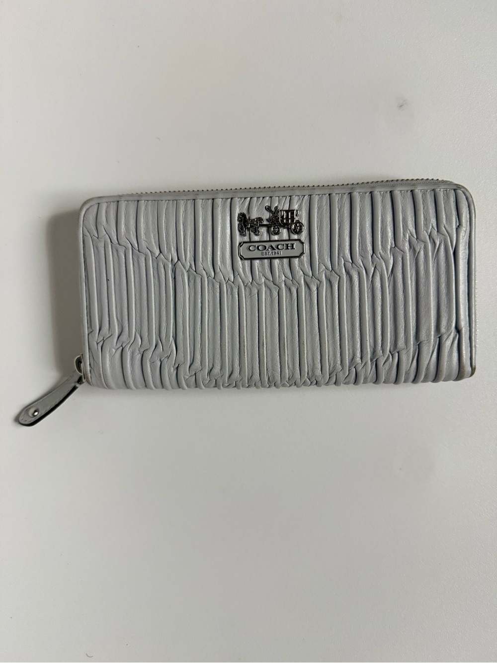 Coach Madison Gathered Leather Accordion Zip Around Wallet in pearl grey/silver - Picture 1 of 7